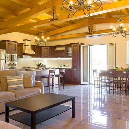 Casa Di Nonno Apartment ตาออร์มินา ภายนอก รูปภาพ