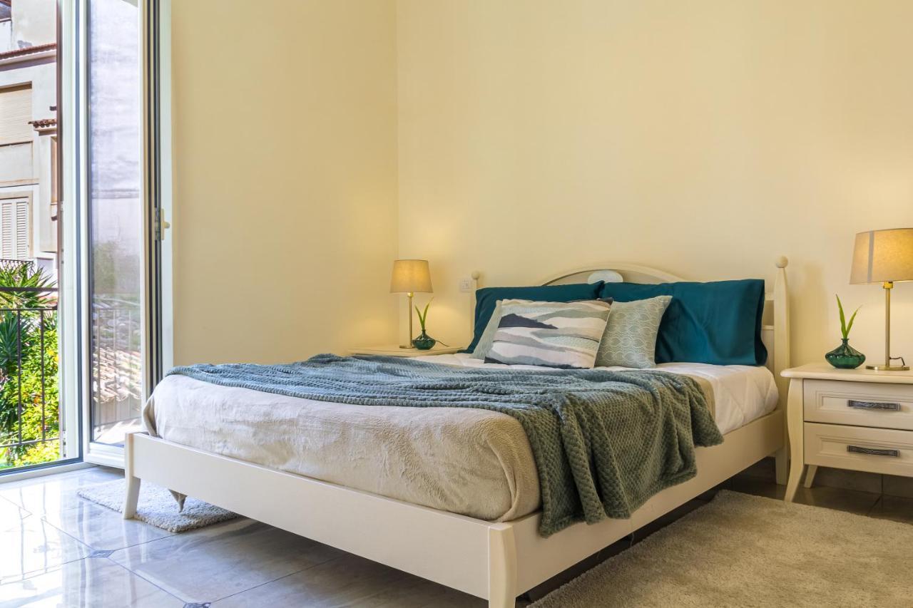 Casa Di Nonno Apartment ตาออร์มินา ภายนอก รูปภาพ