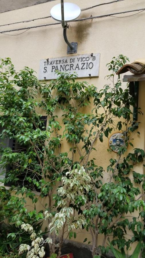 Casa Di Nonno Apartment ตาออร์มินา ภายนอก รูปภาพ